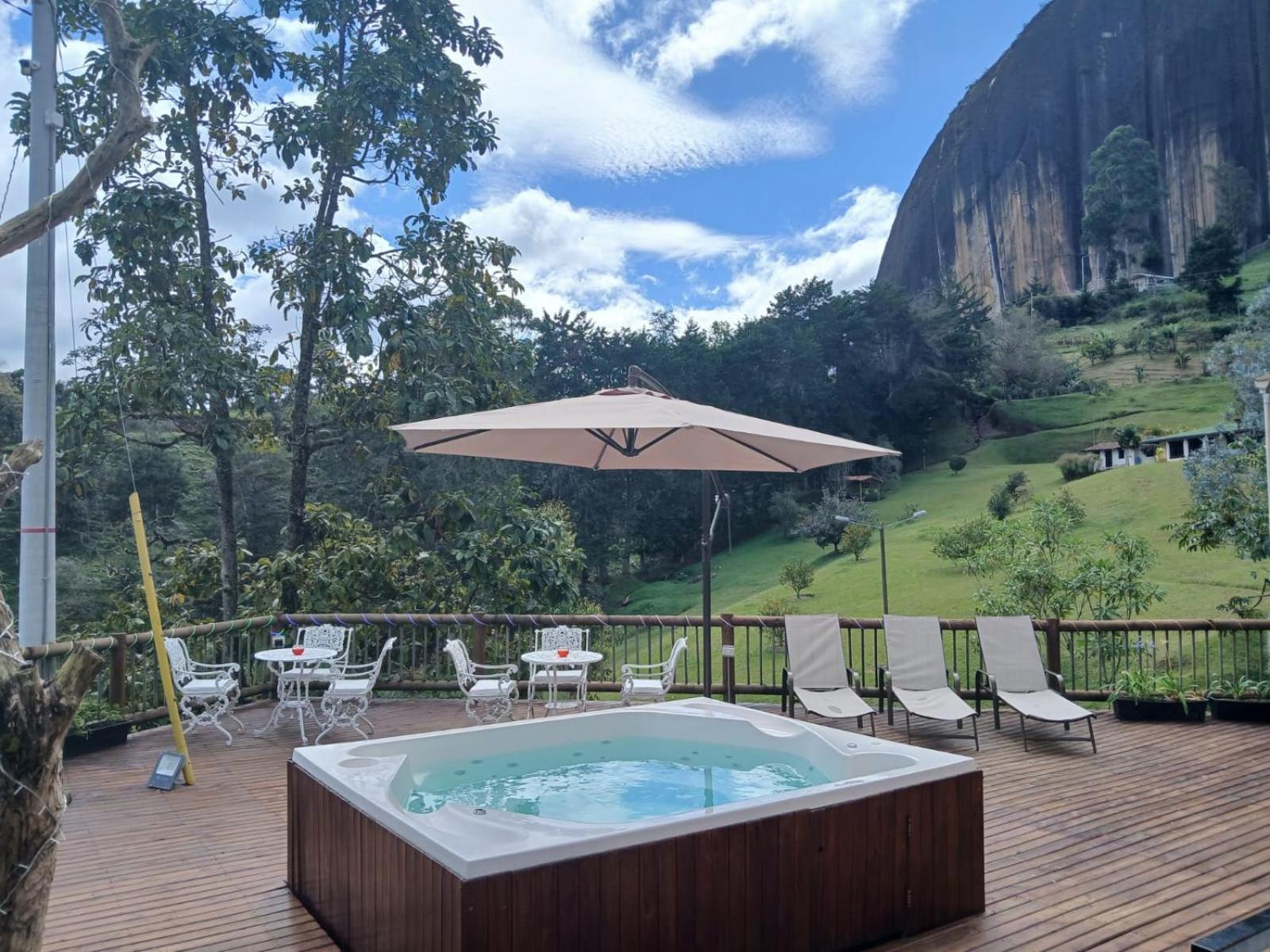Piedra Del Penol Hotel Guatapé Εξωτερικό φωτογραφία