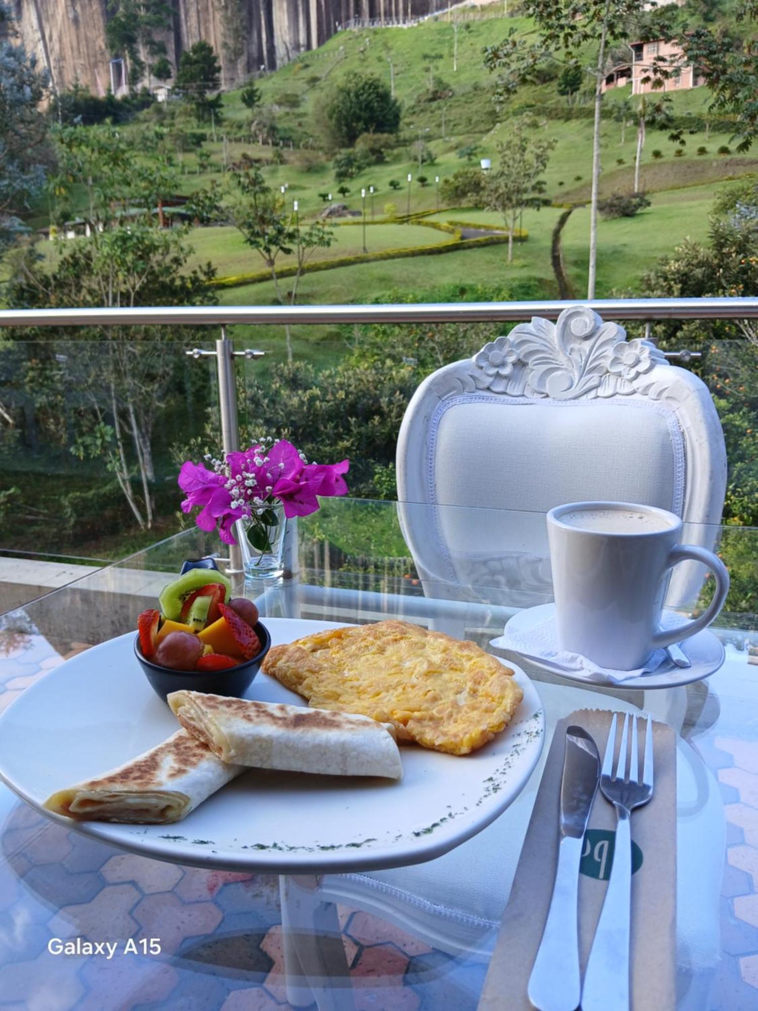 Piedra Del Penol Hotel Guatapé Εξωτερικό φωτογραφία